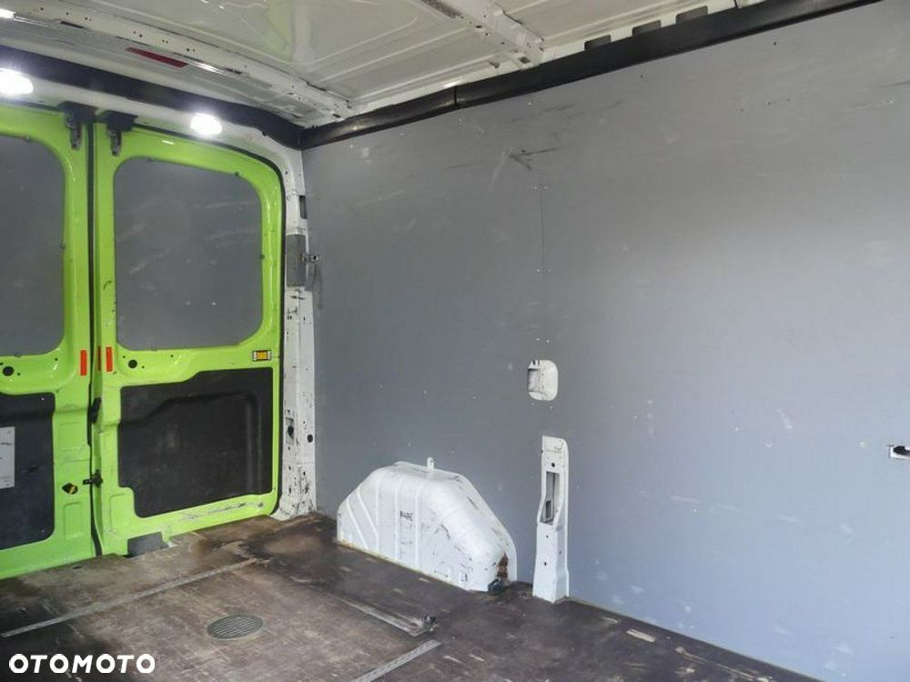 Ford Transit - 15