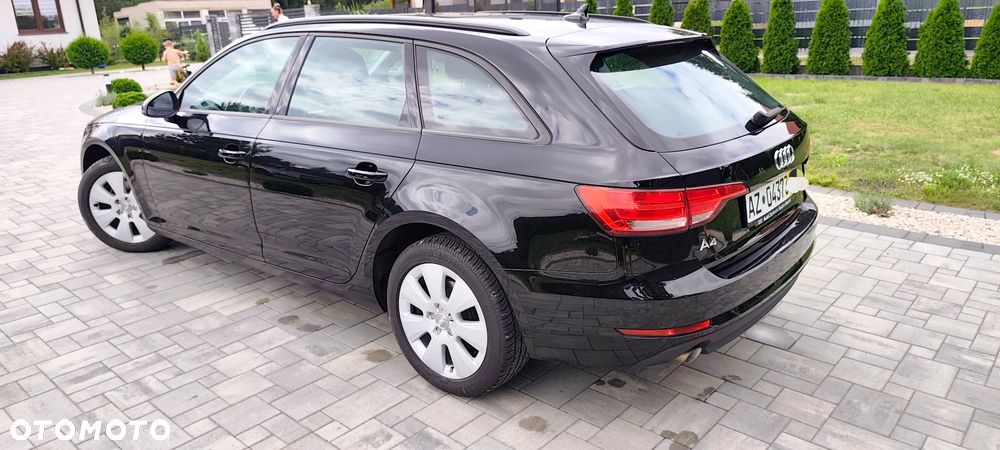 Audi A4 Avant 2.0 TDI - 10