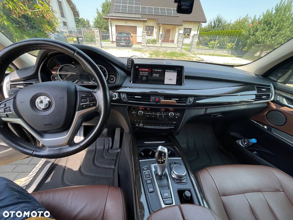 BMW X5 xDrive35i Edition Exclusive - 16