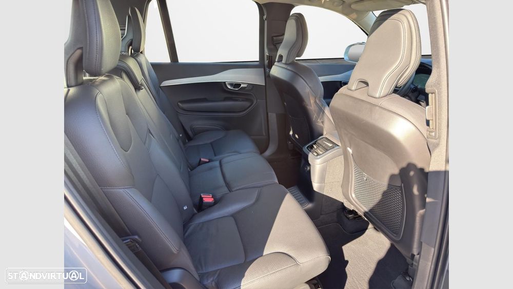Volvo XC 90 2.0 T8 PHEV Core AWD - 18