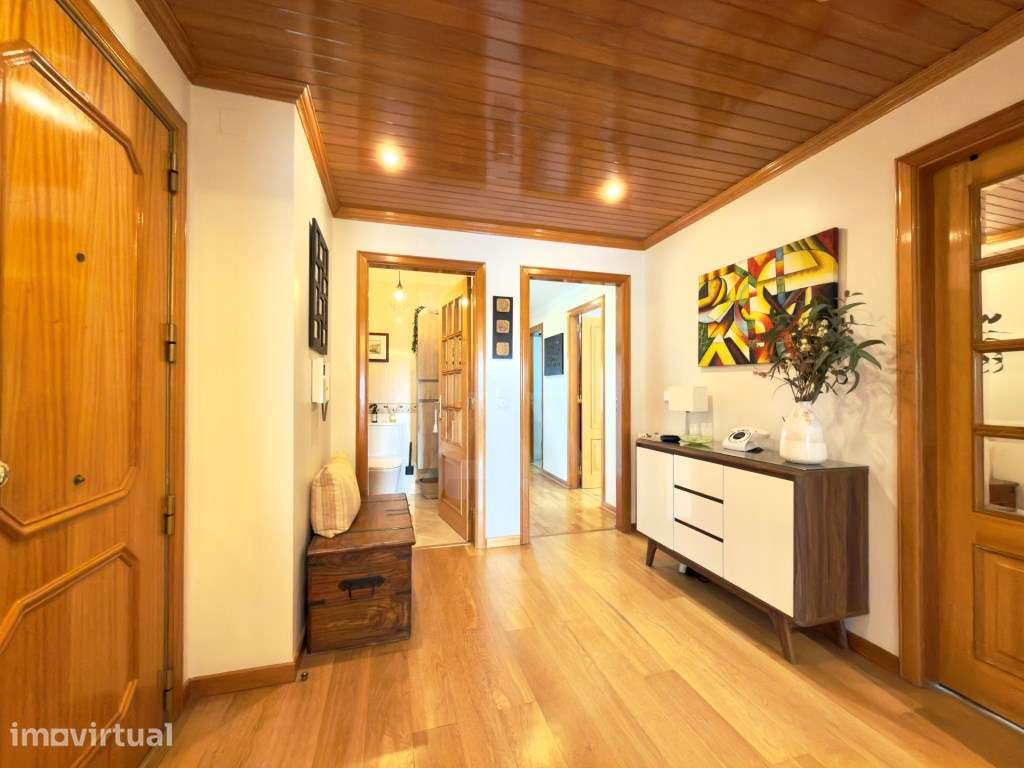 Apartamento T4 com Garagem box, na Amadora - Grande imagem: 5/26