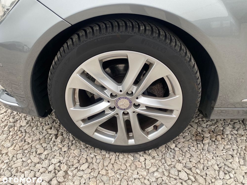 Mercedes-Benz Klasa C 180 CGI Automatik BlueEFFICIENCY Avantgarde - 17