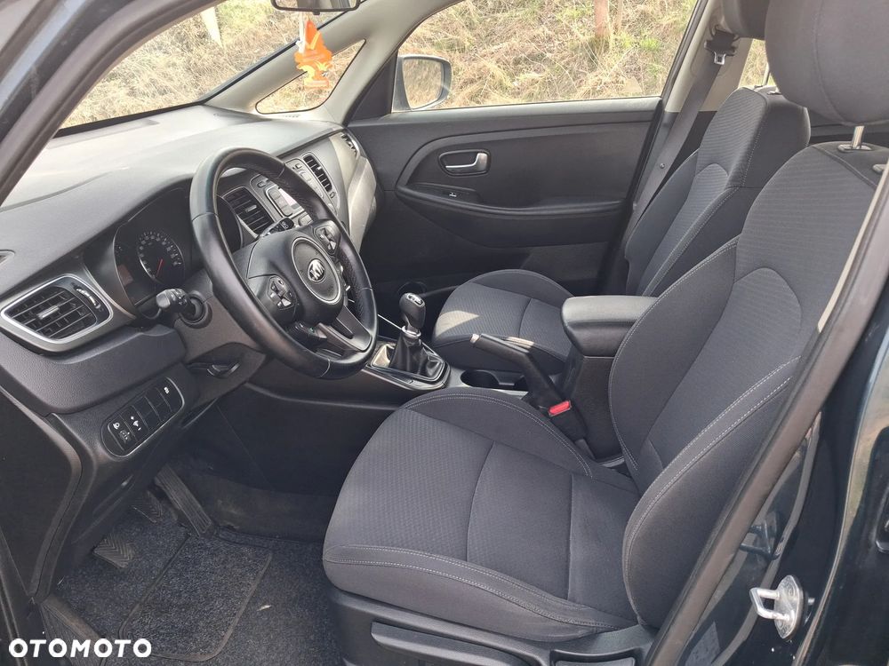 Kia Carens 1.7 CRDi 115 Dream-Team Edition - 16