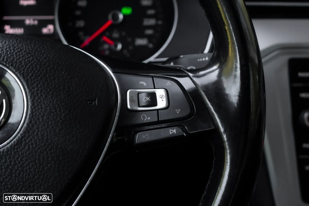 VW Passat Variant 1.6 TDI (BlueMotion ) DSG Comfortline - 15