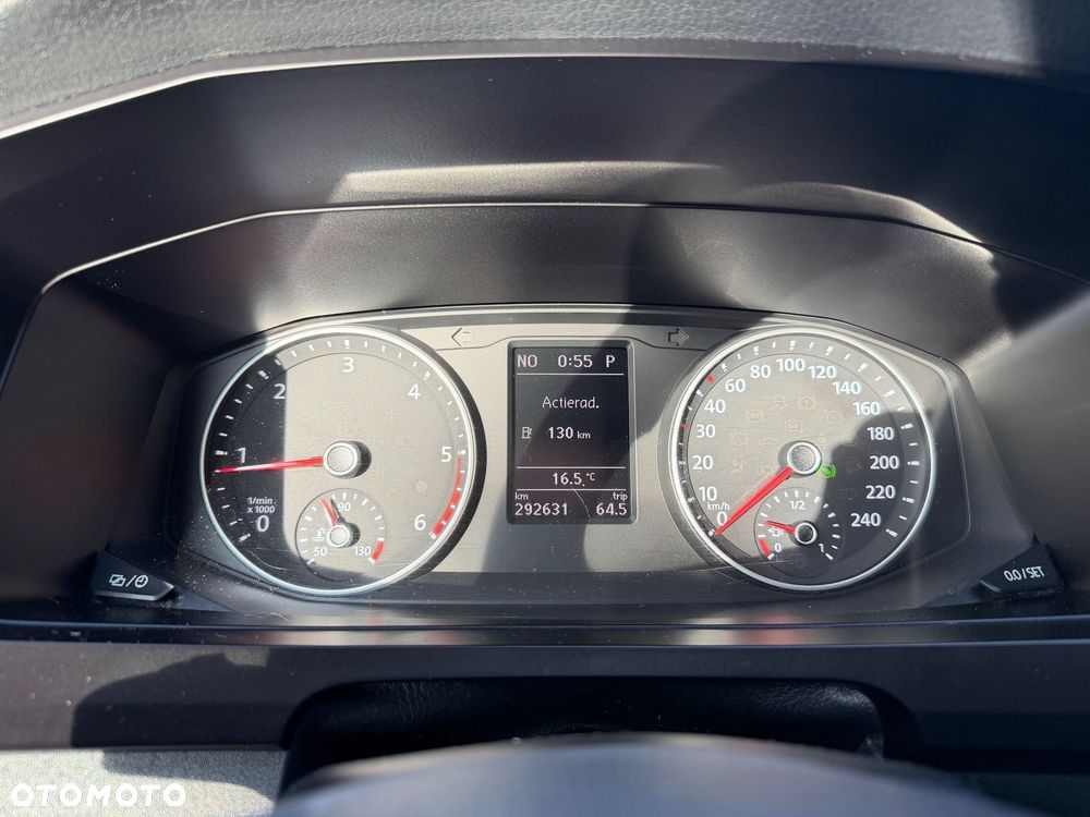 Volkswagen Transporter - 18