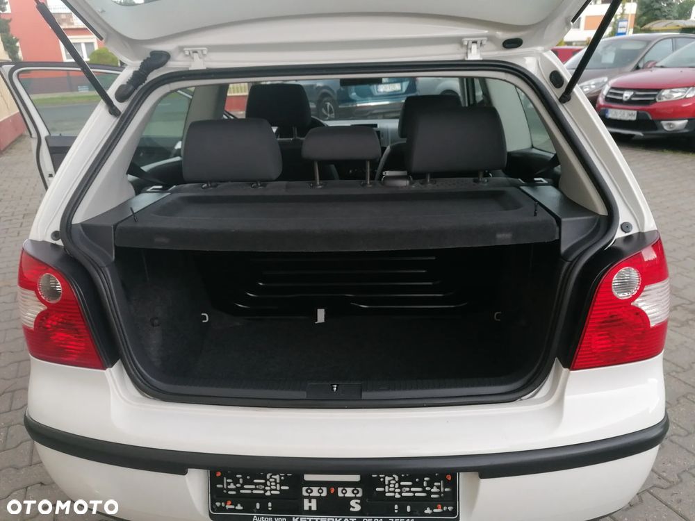 Volkswagen Polo - 16