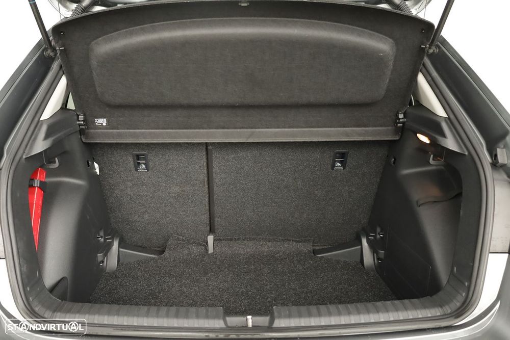Skoda Fabia 1.0 TSI Selection DSG - 24