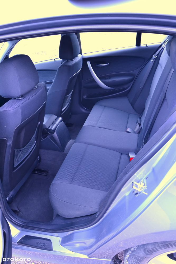 BMW Seria 1 116i - 11