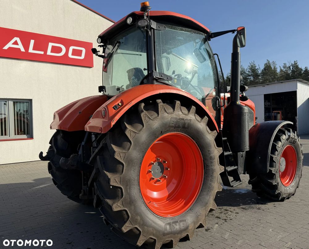 Kubota M7-151 Premium - 8