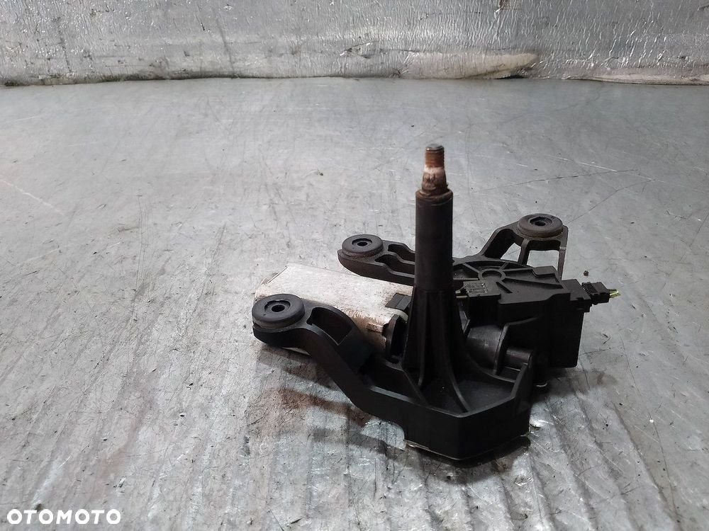 SILNICZEK WYCIERACZKI TYŁ FIAT FIORINO III 1356022080 1.3 JTD - 5