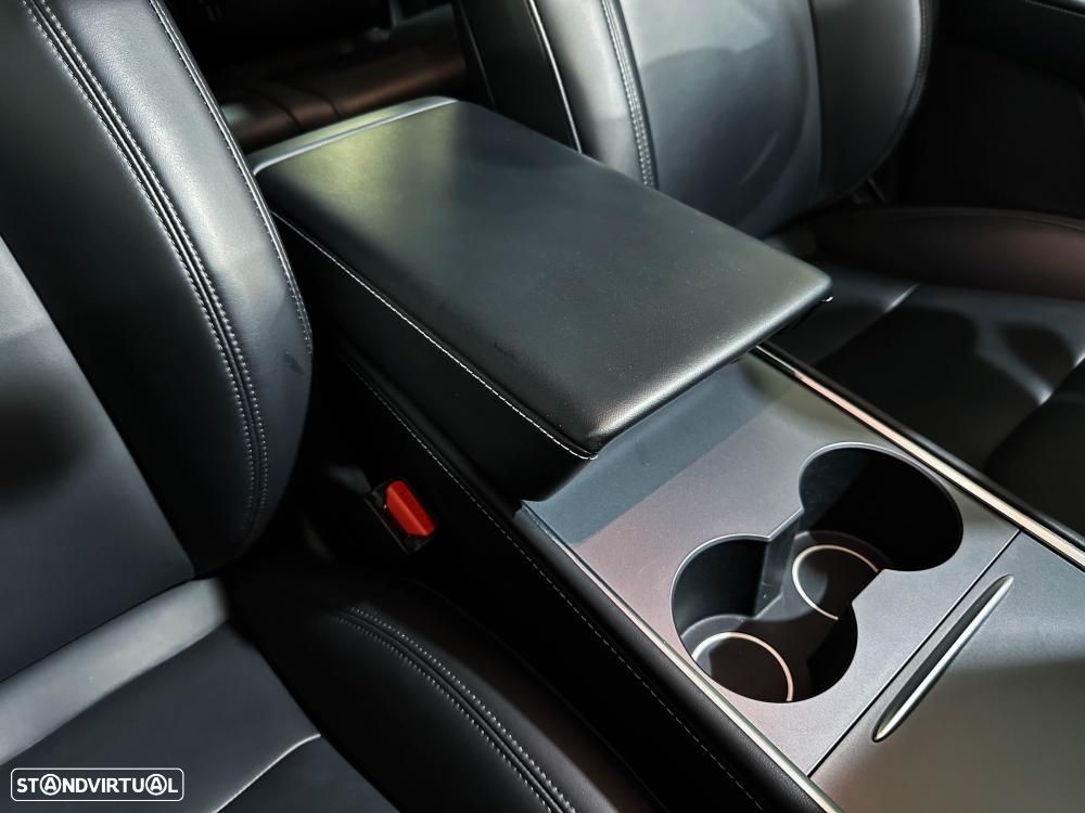 Tesla Model Y Standard - 37