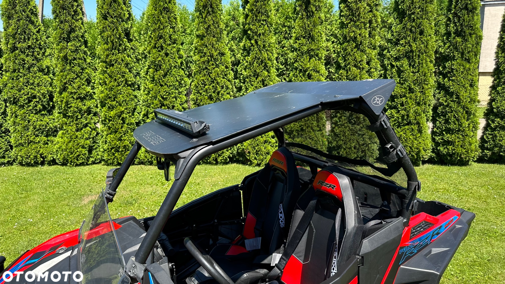 Polaris RZR - 17