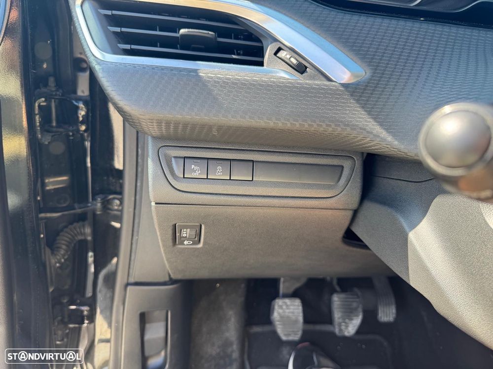 Peugeot 208 1.2 PureTech Style - 8