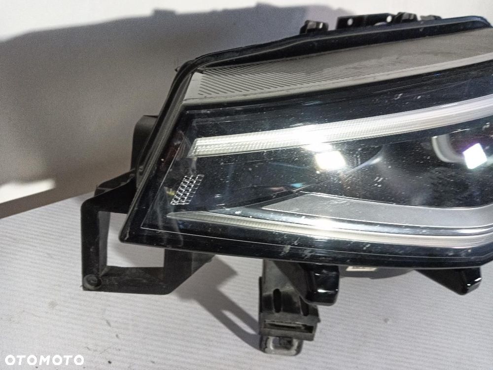 LAMPA PRZÓD PRZEDNIA LEWA VW ID4 11B941035H - 2