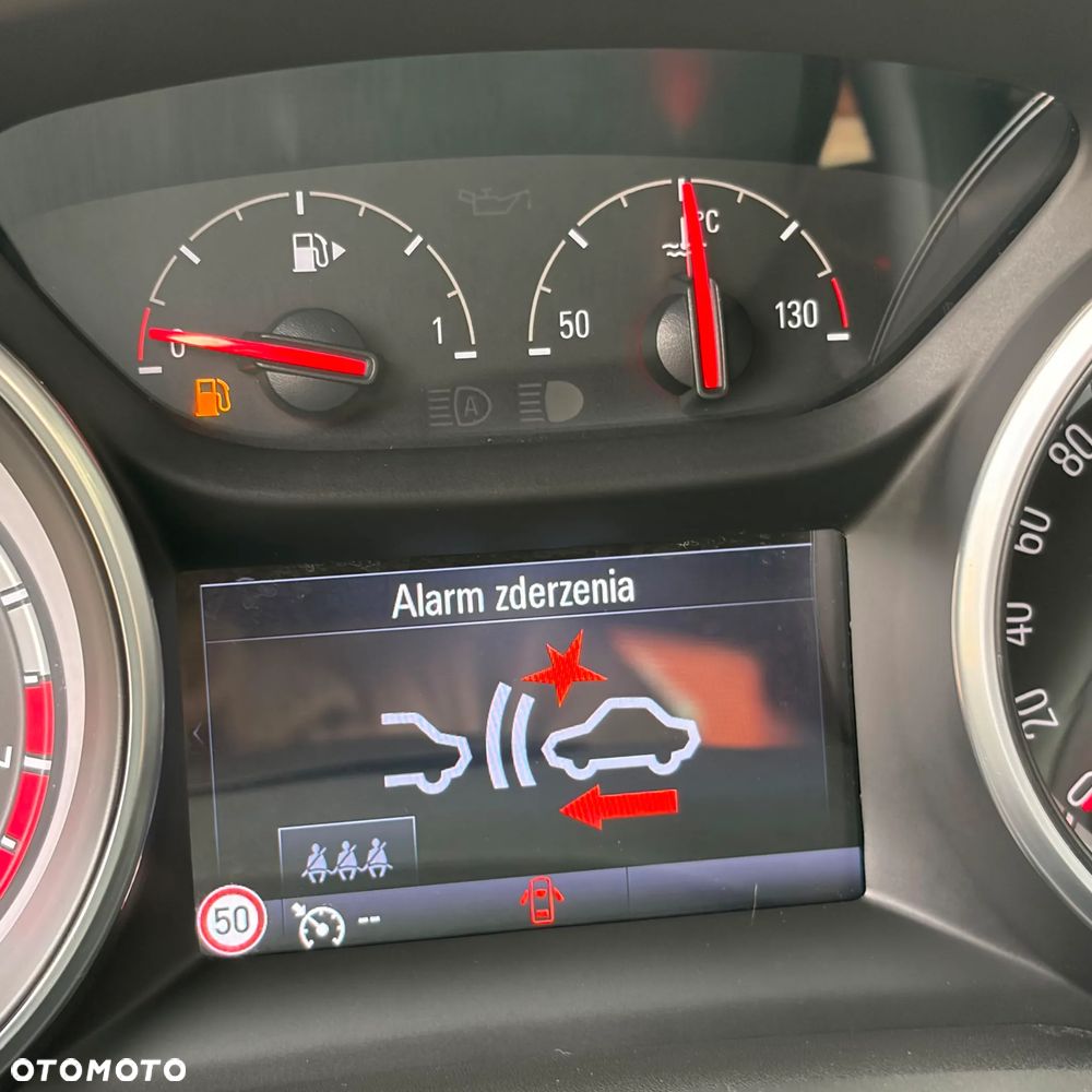 Opel Astra 1.6 Turbo Start/Stop Dynamic - 17