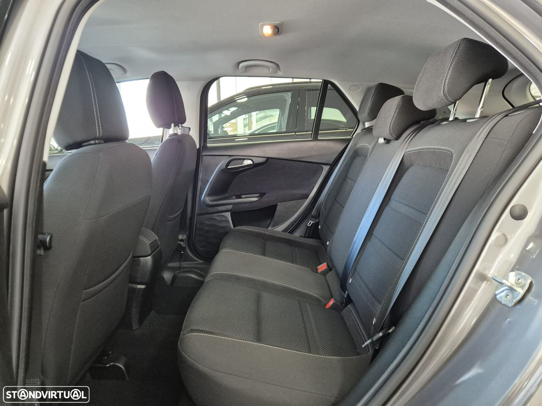 Fiat Tipo Station Wagon 1.3 M-Jet Street - 12