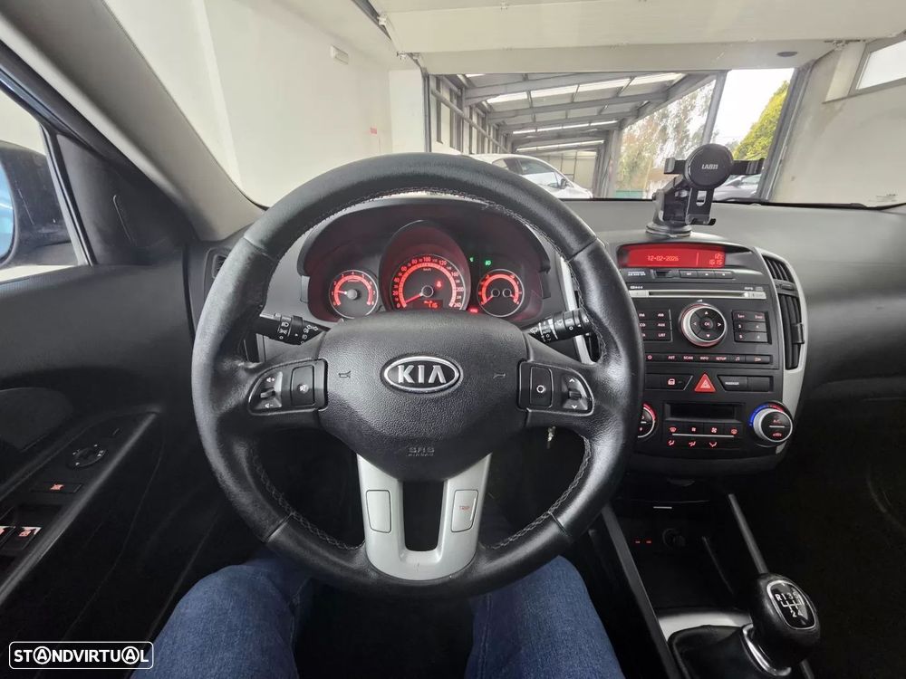 Kia Ceed SW 1.4 CVVT EX ISG - 21