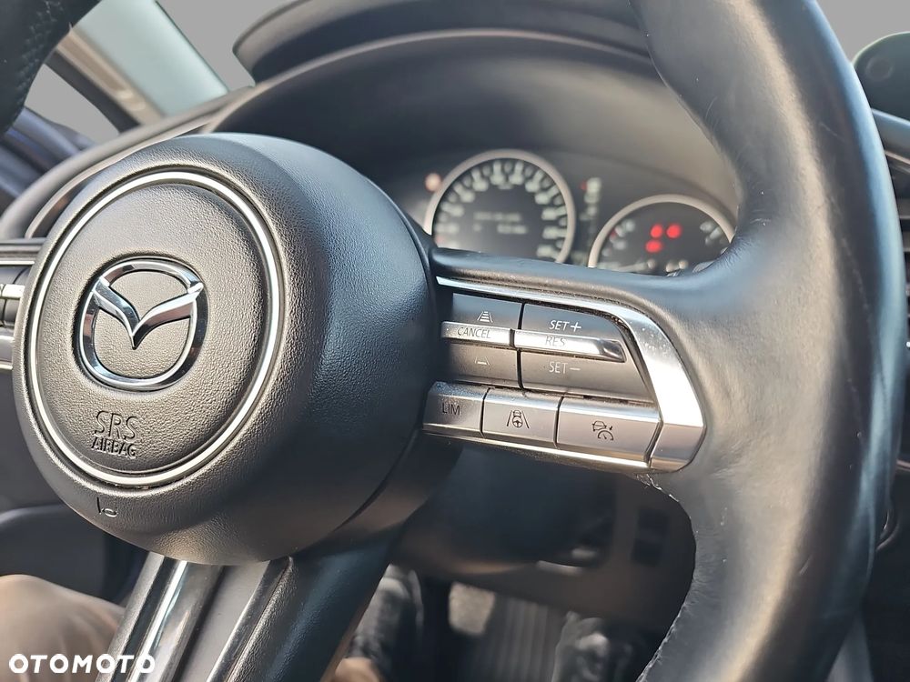 Mazda 3 2.0 mHEV Hikari - 21