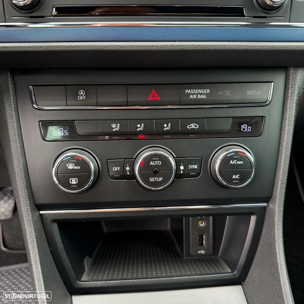 SEAT Leon 1.6 TDI S&S Style - 22