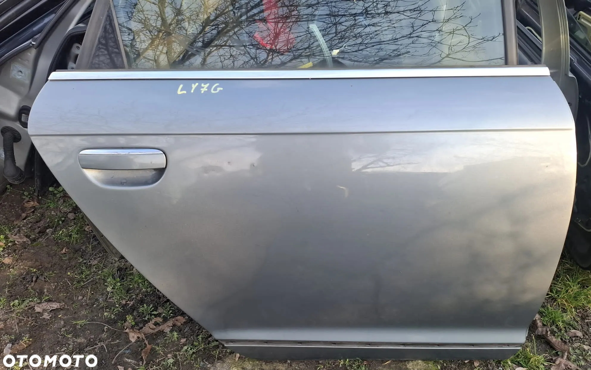 Audi A6 C6 lift drzwi tył tylne   prawe LY7G - 3