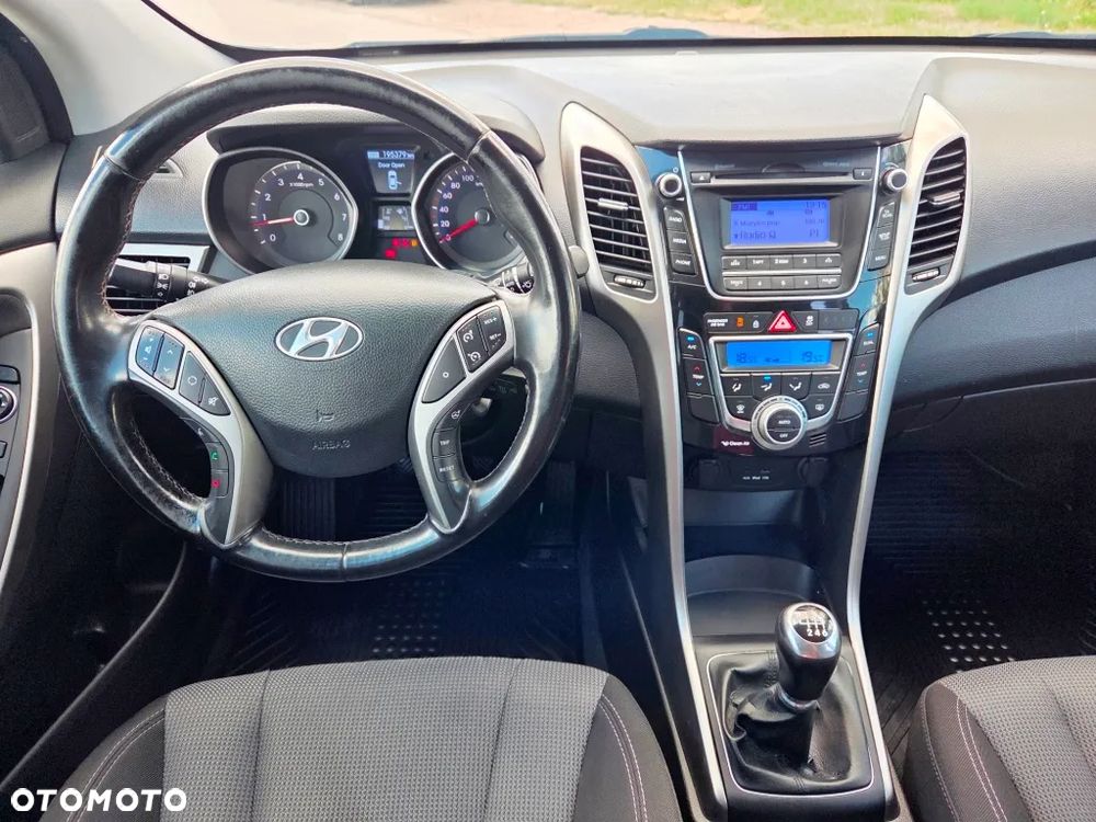 Hyundai i30 1.6 GDI Comfort - 34