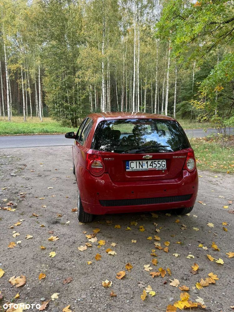 Chevrolet Aveo - 5