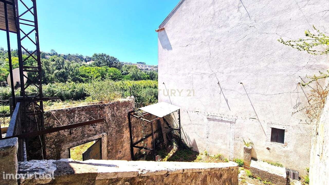 Habitação antiga para recuperar (sem terreno)  | Barcarena - Grande imagem: 3/10