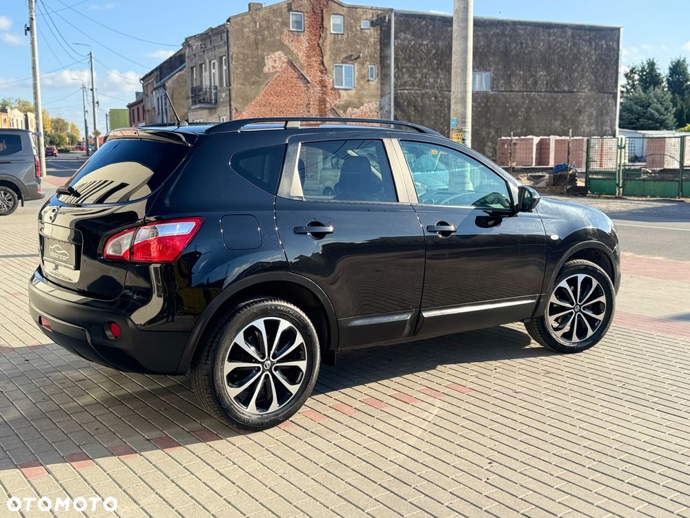 Nissan Qashqai 2.0 360 - 18