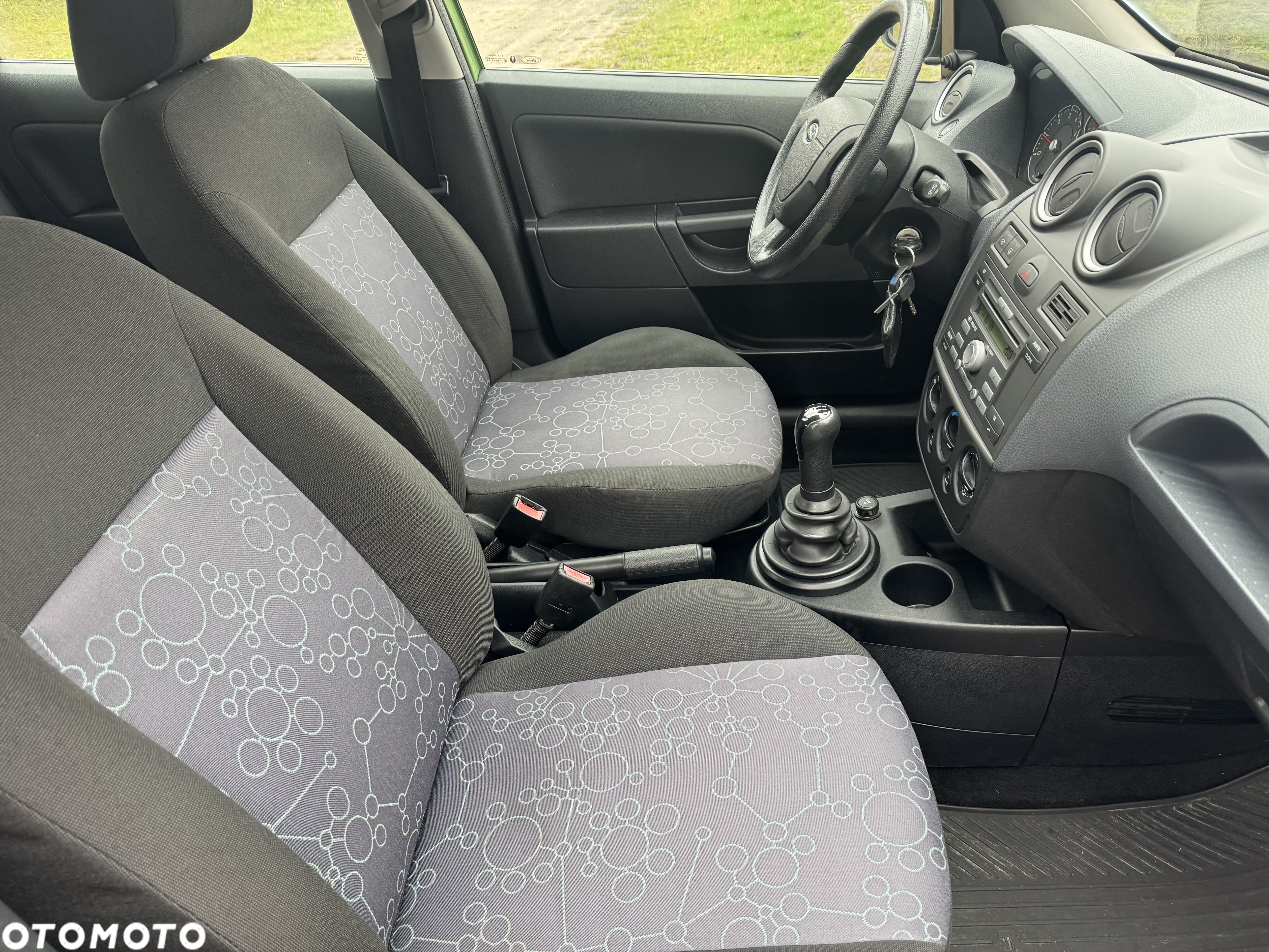 Ford Fiesta - 13