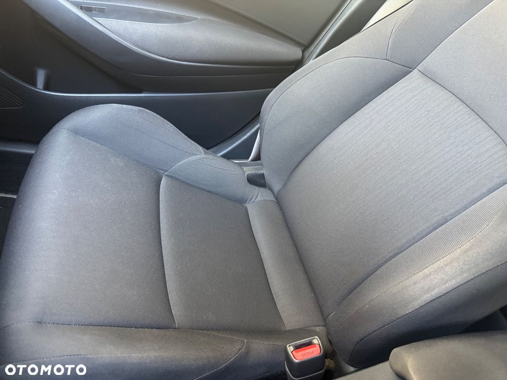 Toyota Corolla 1.8 Hybrid GPF Comfort - 36