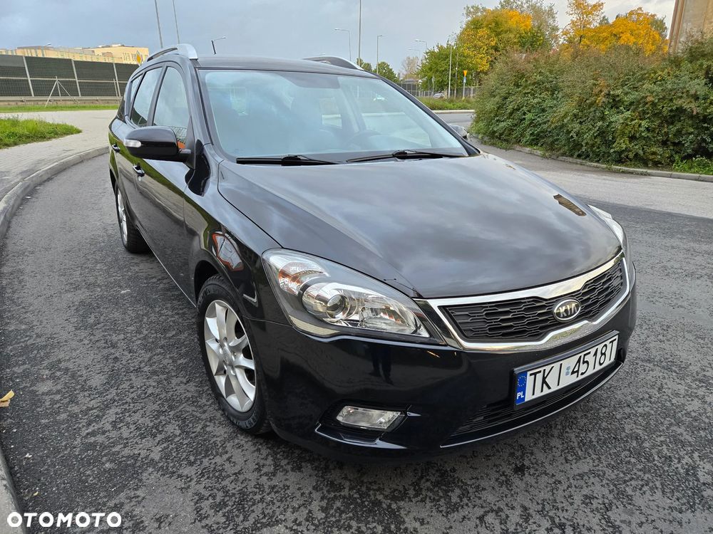 Kia Ceed Cee'd 1.6 Crdi Comfort + - 3