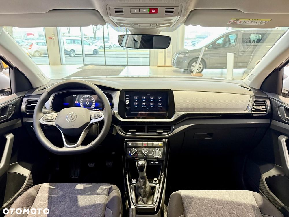 Volkswagen T-Cross - 12