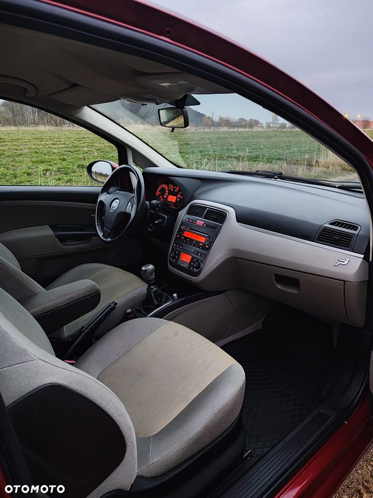 Fiat Punto 1.4 16V Dynamic - 8