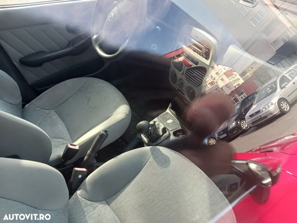 Fiat Albea 1.2 Star - 2