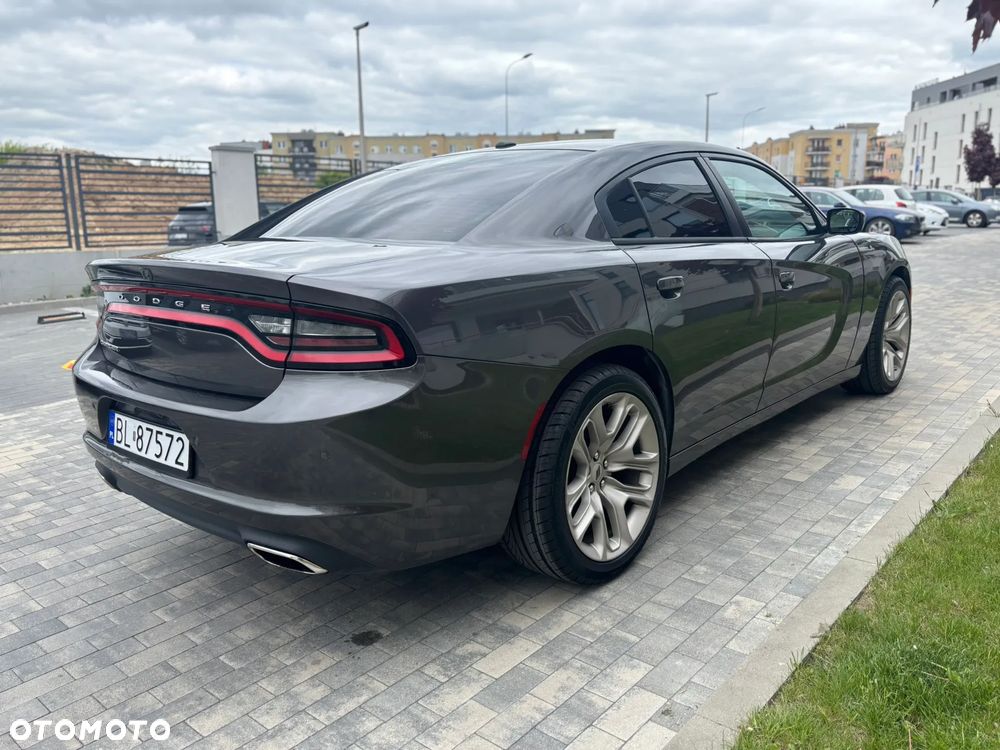 Dodge Charger 3.6 GT - 32