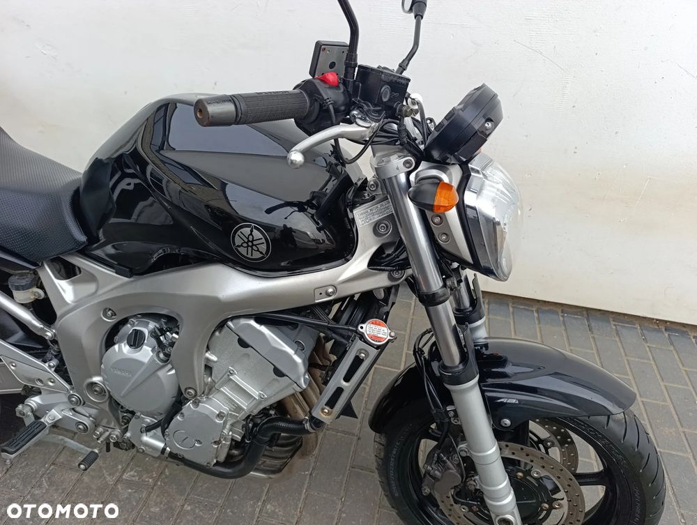 Yamaha FZ6 - 28