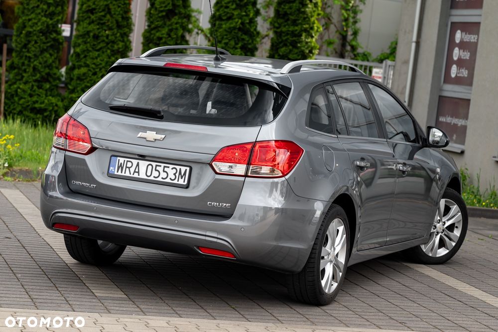 Chevrolet Cruze 1.4 T LT - 12