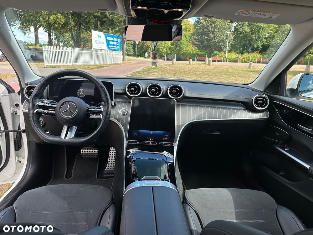 Mercedes-Benz Klasa C 220 d mHEV AMG - 10