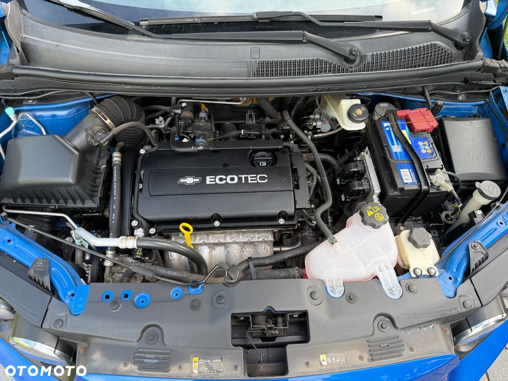 Chevrolet Aveo 1.6 LTZ S/S - 32