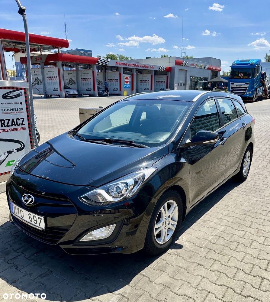 Hyundai i30 ver-kombi-1-6-crdi-passion - 1