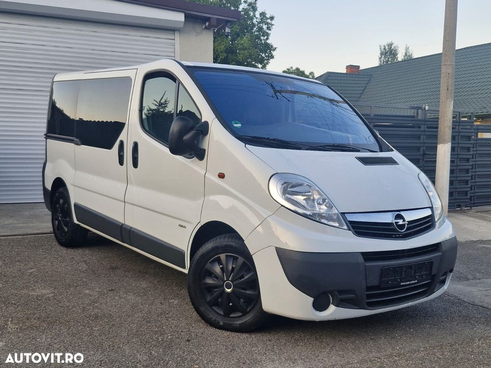 Opel Vivaro - 12