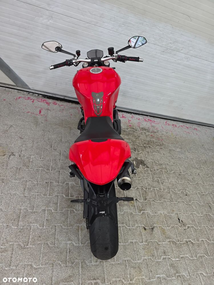 Ducati Monster - 27