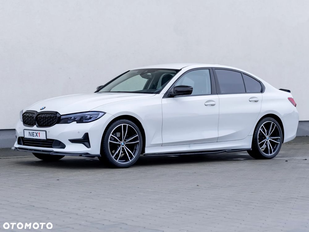 BMW Seria 3 318d M Sport - 12