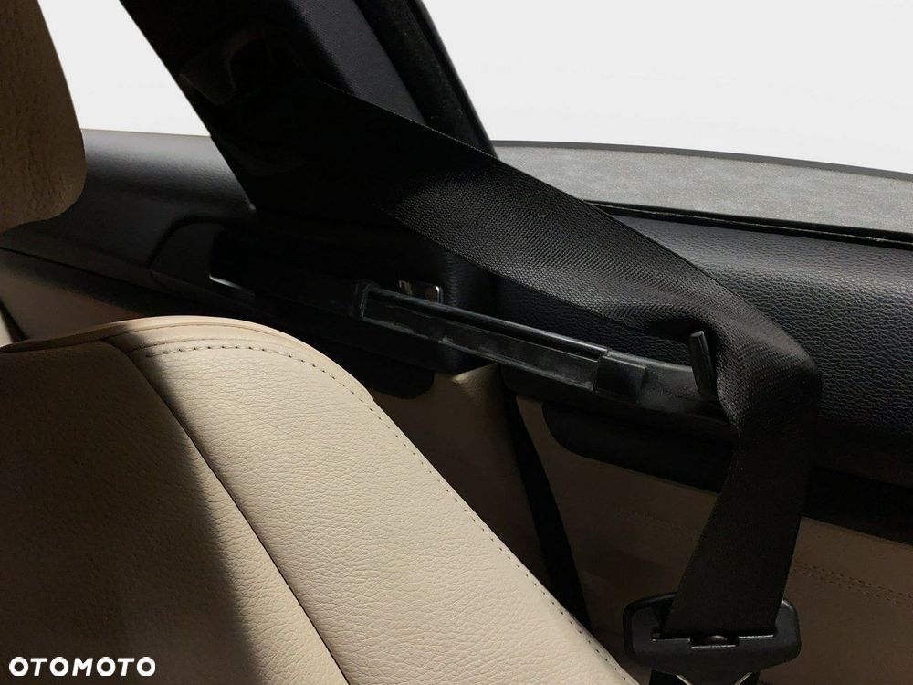 BMW Seria 3 - 34