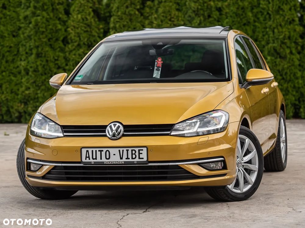 Volkswagen Golf 2.0 TDI BlueMotion Technology Edition - 5