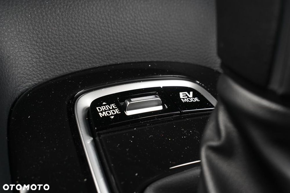 Toyota Corolla 1.8 Hybrid Comfort - 20