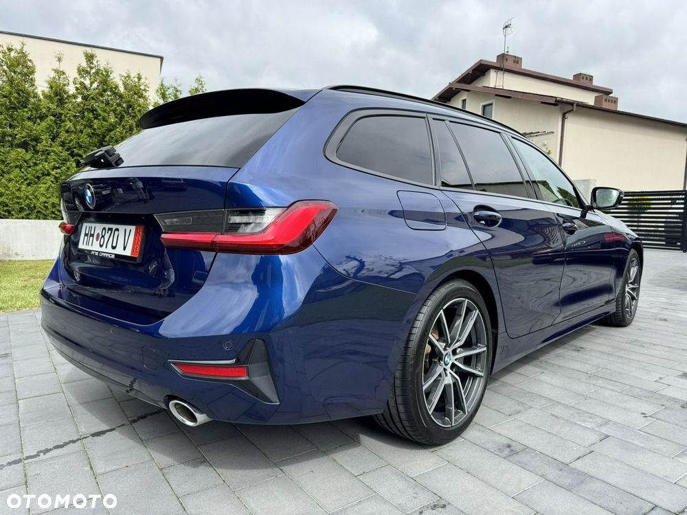BMW Seria 3 320d Sport Line Shadow sport - 16