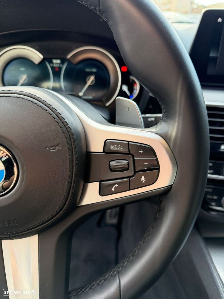 BMW 520 d Pack M Auto - 38