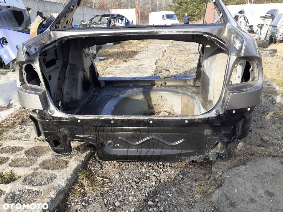 PAS TYLNY Z WANNĄ SEAT TOLEDO II 2 SEDAN - 5