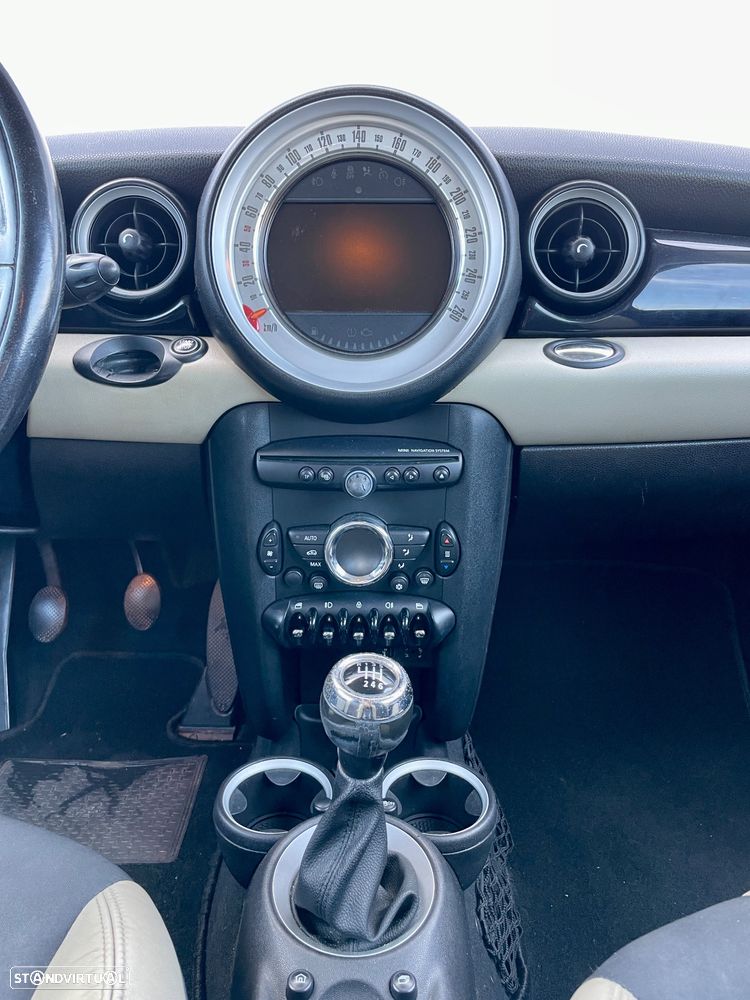 MINI Clubman Cooper D - 14